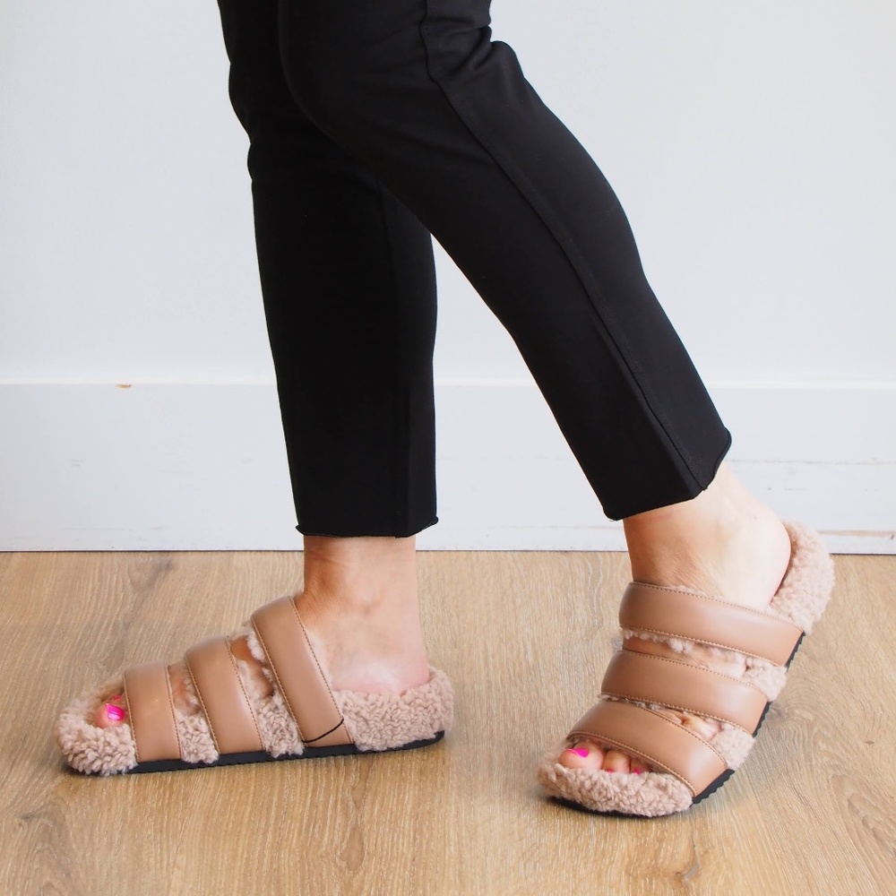 Fuzzy Three Strap, Nude